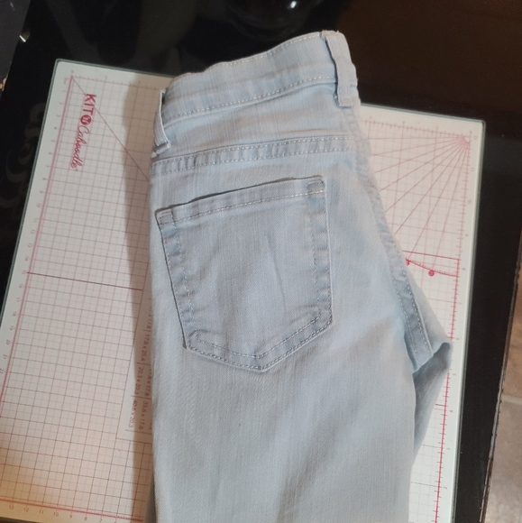 Lightwash Girls Jean's Children Place - Picture 4 of 4